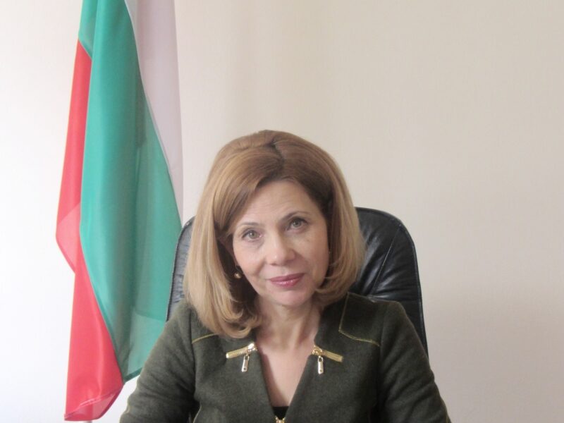 ЗАМЕСТНИК ОБЛАСТНИЯТ УПРАВИТЕЛ ИРИНА ИВАНОВА ВЗЕ УЧАСТИЕ В ОТКРИВАНЕТО НА ПЪРВИЯ В СТРАНАТА IT-ЦЕНТЪР