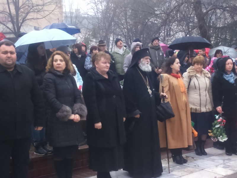 ВРАЦА ПОЧЕТЕ АПОСТОЛА