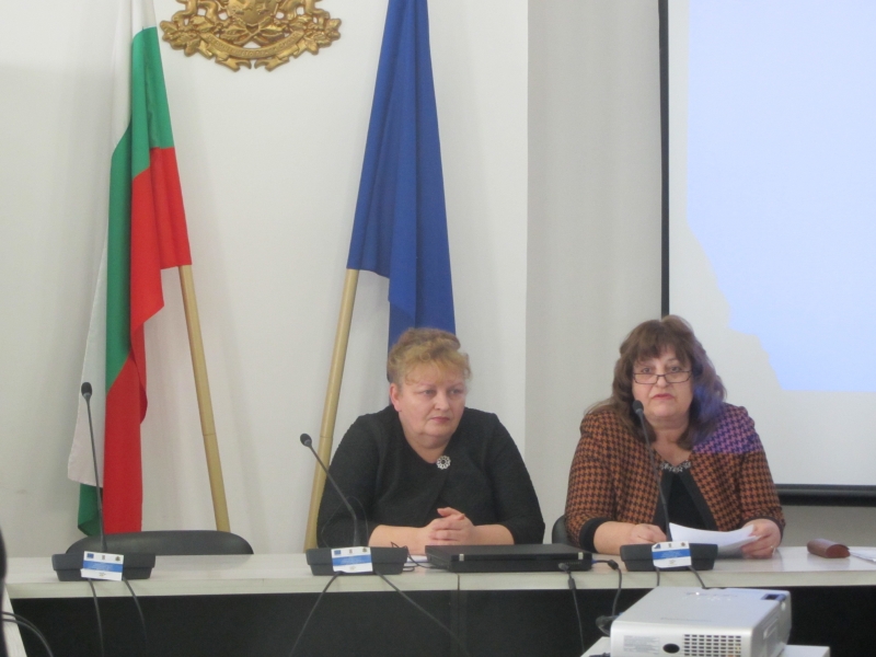 ПОСТОЯННАТА КОМИСИЯ ПО ЗАЕТОСТ КЪМ ОБЛАСТНИЯ СЪВЕТ ЗА РАЗВИТИЕ РАЗГЛЕДА И ПРИЕ РЕГИОНАЛНА ПРОГРАМА ЗА РАЗВИТИЕ НА ПРОФЕСИОНАЛНОТО ОБРАЗОВАНИЕ И ОБУЧЕНИЕ В ОБЛАСТ ВРАЦА ЗА ПЕРИОДА 2017-2020 Г.