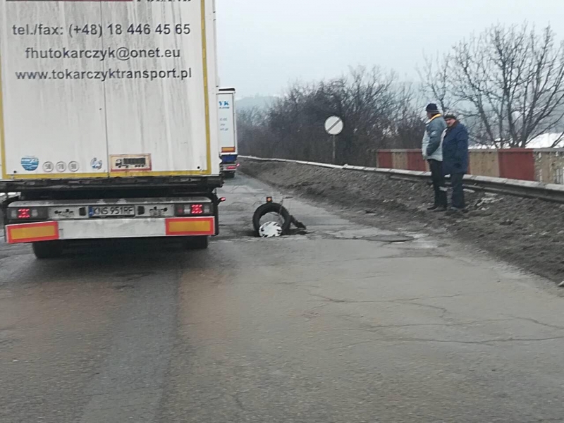 ЗАПОЧВА ЧАСТИЧНО ВЪЗСТАНОВЯВАНЕ НА МОСТА НАД Р. БОТУНЯ ПРИ С. КРАВОДЕР