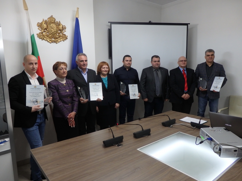 ОБЛАСТНИЯТ УПРАВИТЕЛ МАЛИНА НИКОЛОВА ВРЪЧИ ДНЕС НАГРАДИТЕ „РАБОТОДАТЕЛ НА 2018“