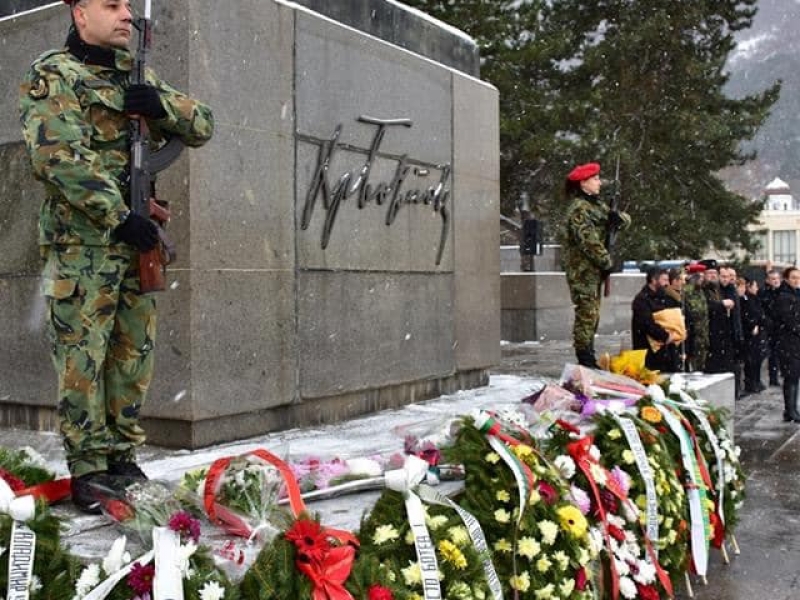 171 ГОДИНИ ОТ РОЖДЕНИЕТО НА ХРИСТО БОТЕВ