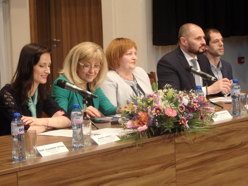 ОБЛАСТНИЯТ УПРАВИТЕЛ МАЛИНА НИКОЛОВА ИНИЦИИРА ОБЛАСТЕН ФОРУМ „ЦИФРОВИЗАЦИЯТА – ВЪЗМОЖНОСТ ЗА РАСТЕЖ НА ОБЛАСТ ВРАЦА“