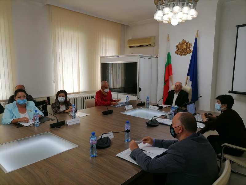 Областният управител на Област Враца г-н Иван Сълов проведе днес, 19.09.2021 г. консултации за състава на Районна избирателна комисия.