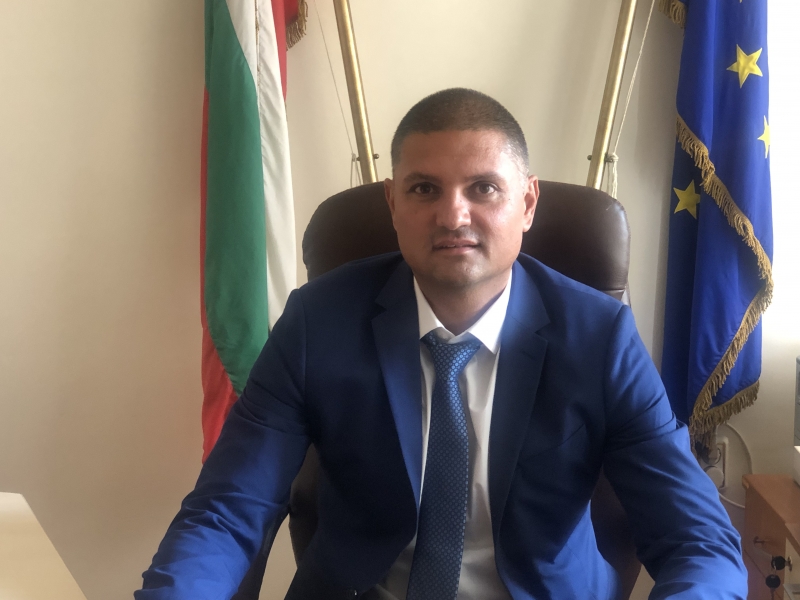 ОБЛАСТНИЯТ УПРАВИТЕЛ ГЕОРГИ МИТОВ С ОБРЪЩЕНИЕ ПО СЛУЧАЙ НАЦИОНАЛНИЯ ПРАЗНИК