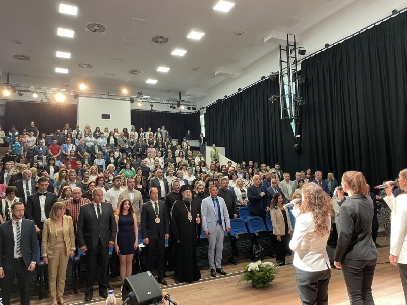 ОБЛАСТНИЯТ УПРАВИТЕЛ ГЕОРГИ МИТОВ ПРИСЪСТВА НА ТЪРЖЕСТВЕНА СЕСИЯ НА ОБЩИНСКИ СЪВЕТ – ВРАЦА