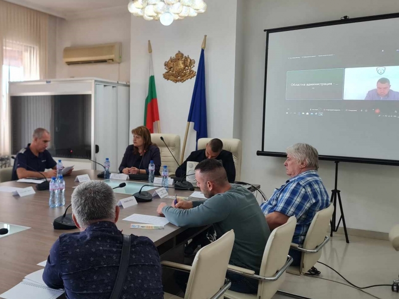 РЪКОВОДСТВОТО НА ОБЛАСТНА АДМИНИСТРАЦИЯ ВРАЦА ПРОВЕДЕ ЗАСЕДАНИЕ НА ОБЛАСТНА КОМИСИЯ ПО БЕЗОПАСНОСТ НА ДВИЖЕНИЕТО ПО ПЪТИЩАТА