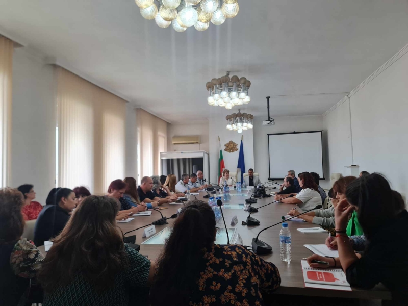 РЪКОВОДСТВОТО НА ОБЛАСТНА АДМИНИСТРАЦИЯ ВРАЦА ПРОВЕДЕ РАБОТНА СРЕЩА ВЪВ ВРЪЗКА С ПОДГОТОВКАТА ЗА МЕСТНИТЕ ИЗБОРИ НА 29 ОКТОМВРИ 2023 Г.