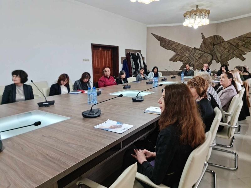 ПОСТОЯННАТА КОМИСИЯ ПО ЗАЕТОСТ ПРОВЕДЕ СВОЕ ЗАСЕДАНИЕ