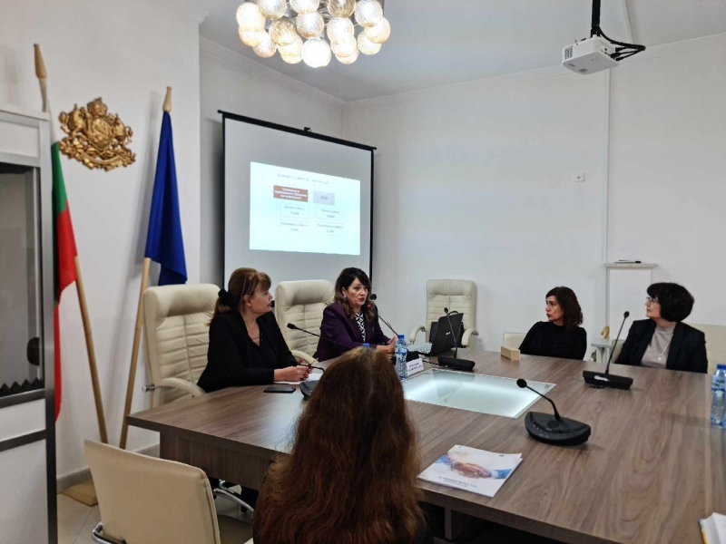 ПОСТОЯННАТА КОМИСИЯ ПО ЗАЕТОСТ ПРОВЕДЕ СВОЕ ЗАСЕДАНИЕ