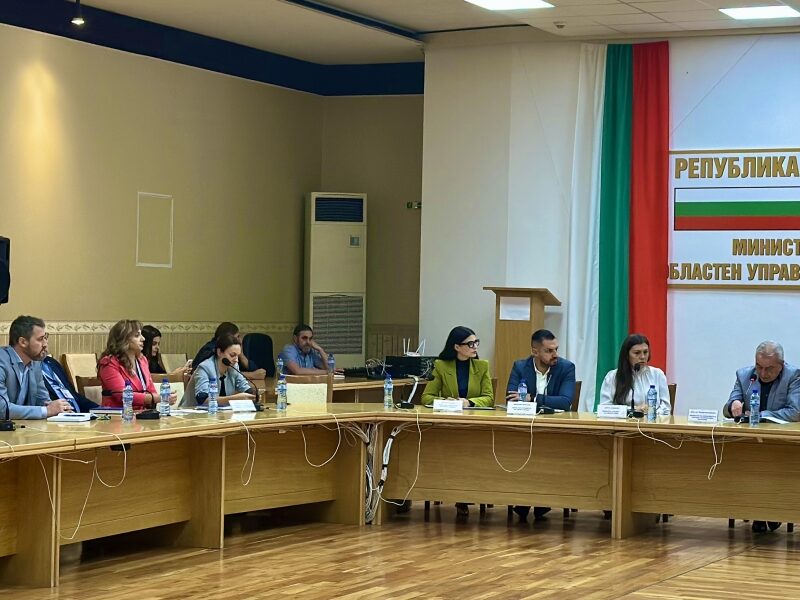 Областният управител Николай Николов участва в работната среща с министър Росен Карадимов по повод ангажиментите за материално-техническото обезпечаване на предстоящите парламентарни избори