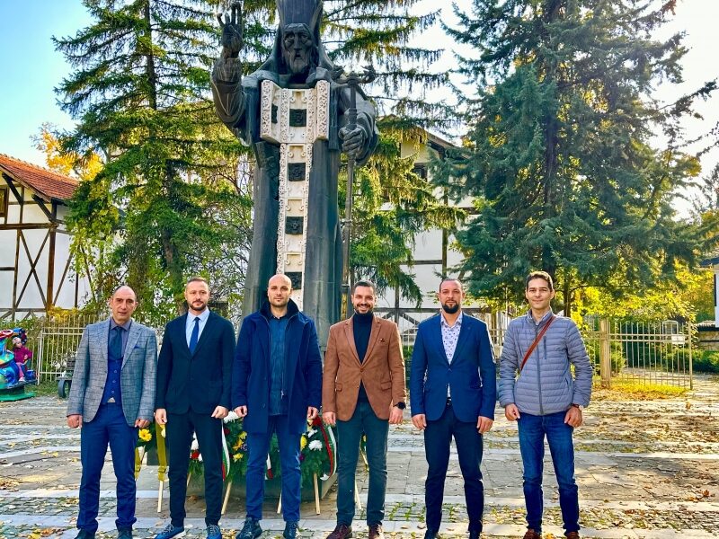 Областният управител Николай Николов: Денят на народните будители е посветен на преклонението на един народ пред пазителите на духовността