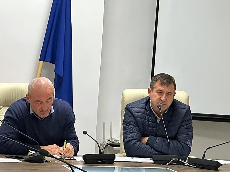Областната епизоотична комисия с инициатива от мерки срещу безконтролното движение на селскостопански животни на пътя