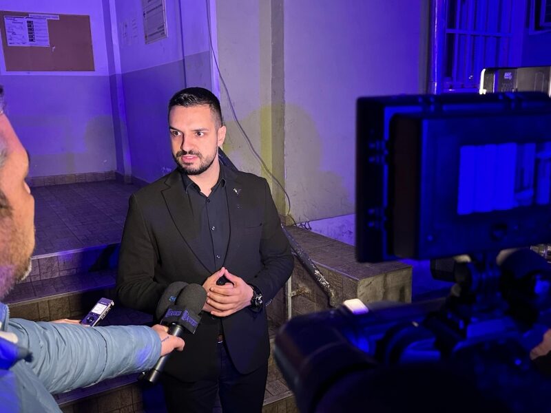 Сградата на КОЦ-Враца бе осветена в синьо в подкрепа на превенцията