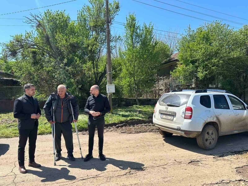 Хората ще бъдат обезщетени, а засегнатата пътна инфраструктура в село Хайредин ще бъде възстановена с помощ от държавата