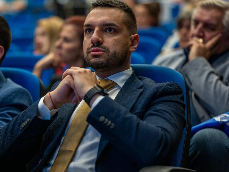 Поздрав на областния управител по повод Деня на българския лекар