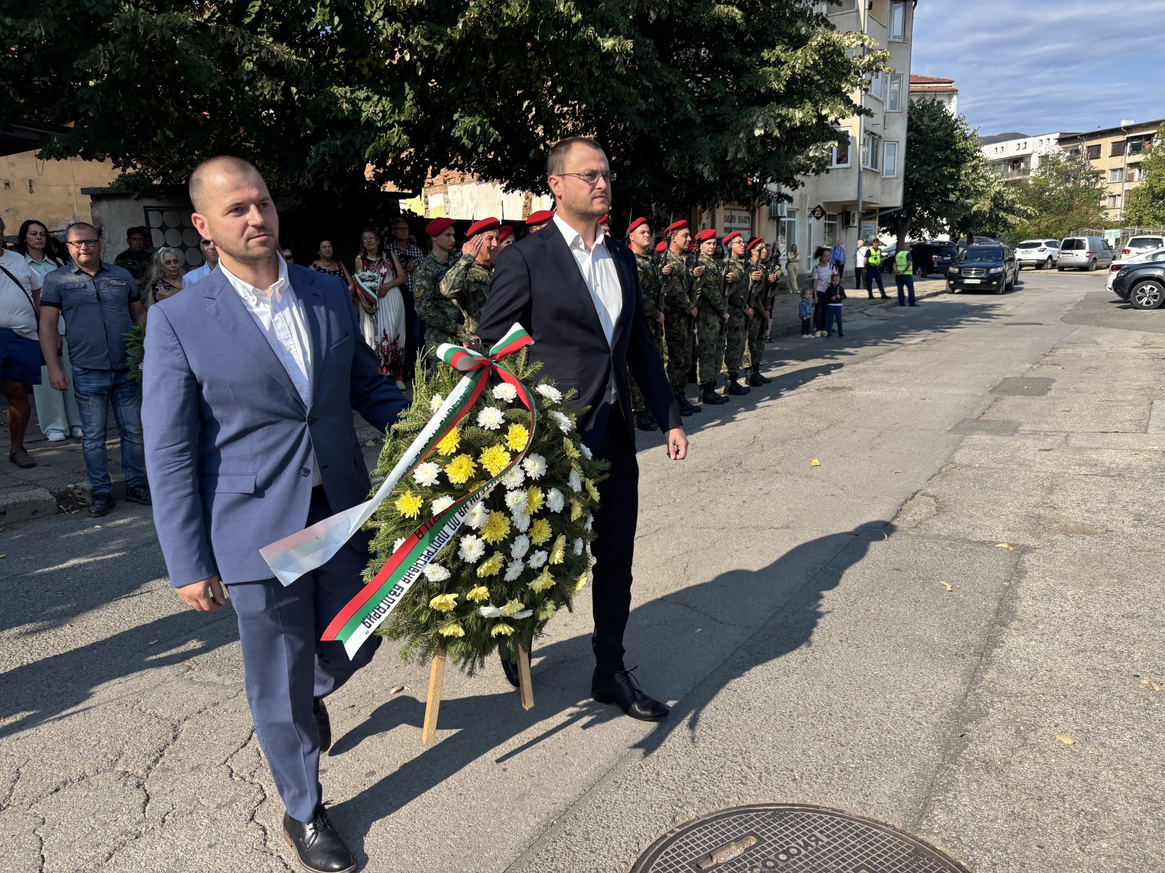 ОБЛАСТНИЯТ УПРАВИТЕЛ РОСЕН МИХАЙЛОВ УЧАСТВА В ЧЕСТВАНЕТО НА СЪЕДИНЕНИЕТО