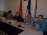 ПРЕСКОНФЕРЕНЦИЯ НА ОБЛАСТНИЯ УПРАВИТЕЛ МАЛИНА НИКОЛОВА ПО ПОВОД ИНЦИДЕНТА В С. ГОЛЯМО ПЕЩЕНЕ